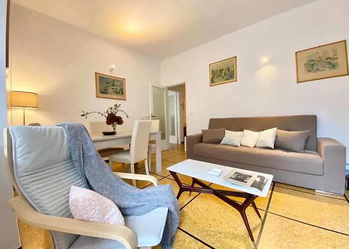 Appartamento Casaviva- Ampio E Luminoso Quadrilocale A *