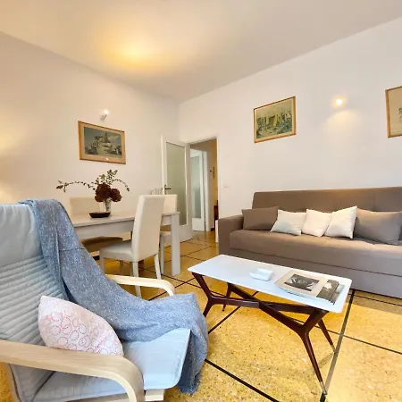 Apartamento Casaviva- Ampio E Luminoso Quadrilocale A *